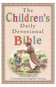 The Children's Daily Devotional Bible: Contemporary English Version book by Robert J. Morgan