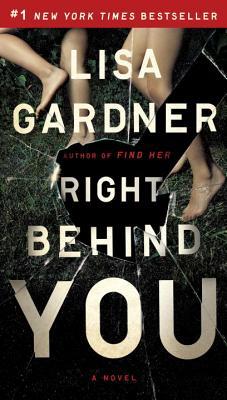 Right Behind You book by Lisa Gardner